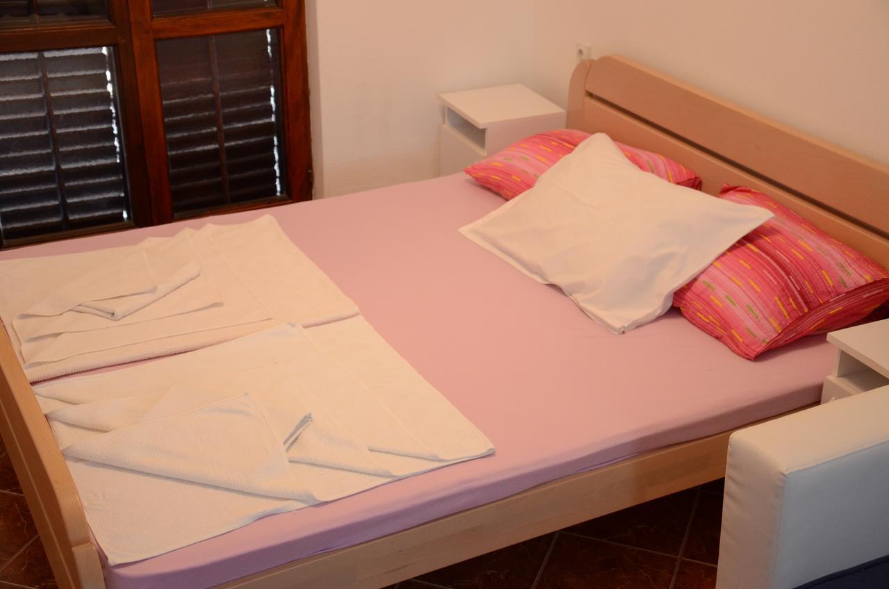 Matovic Apartments Dobra Voda Extérieur photo